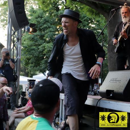 Wolley (D, Skaos) with The SKAndal Allstars - This Is Ska Festival - Wasserburg, Rosslau - 24. Juni 2023 (9).JPG